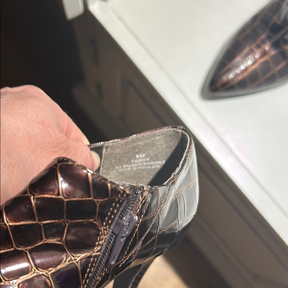 Brown Crocodile Pattern Ankle shoe - Picture 10 of 10